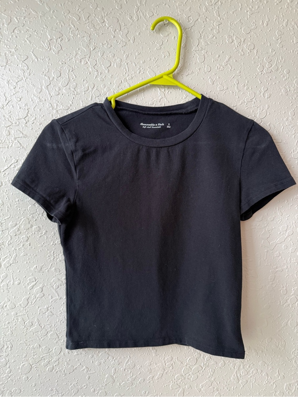 Abercrombie & Fitch Black Short Sleeve Crop Tee